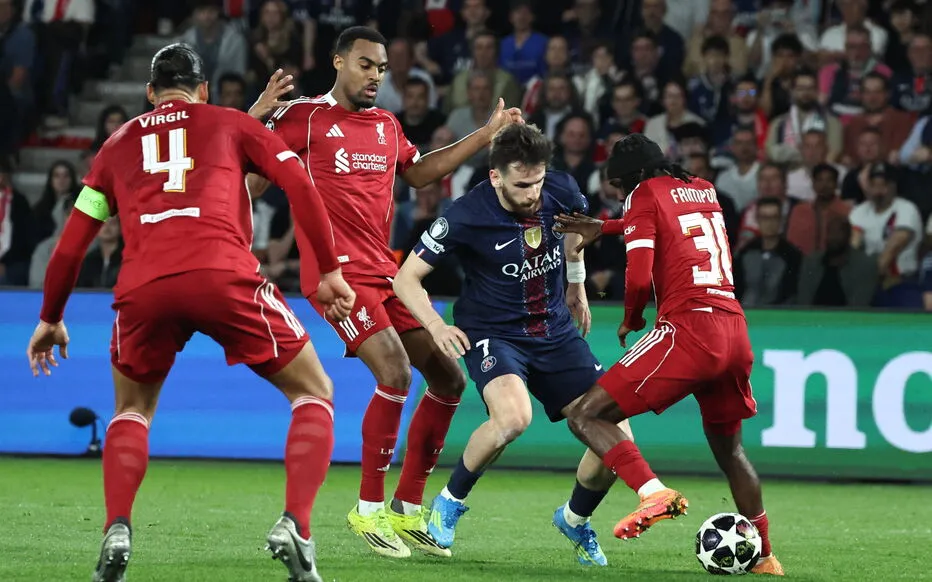 新2官网登录网址-利扎拉祖：我很生气，巴黎优势这么大却只赢了利物浦2个球