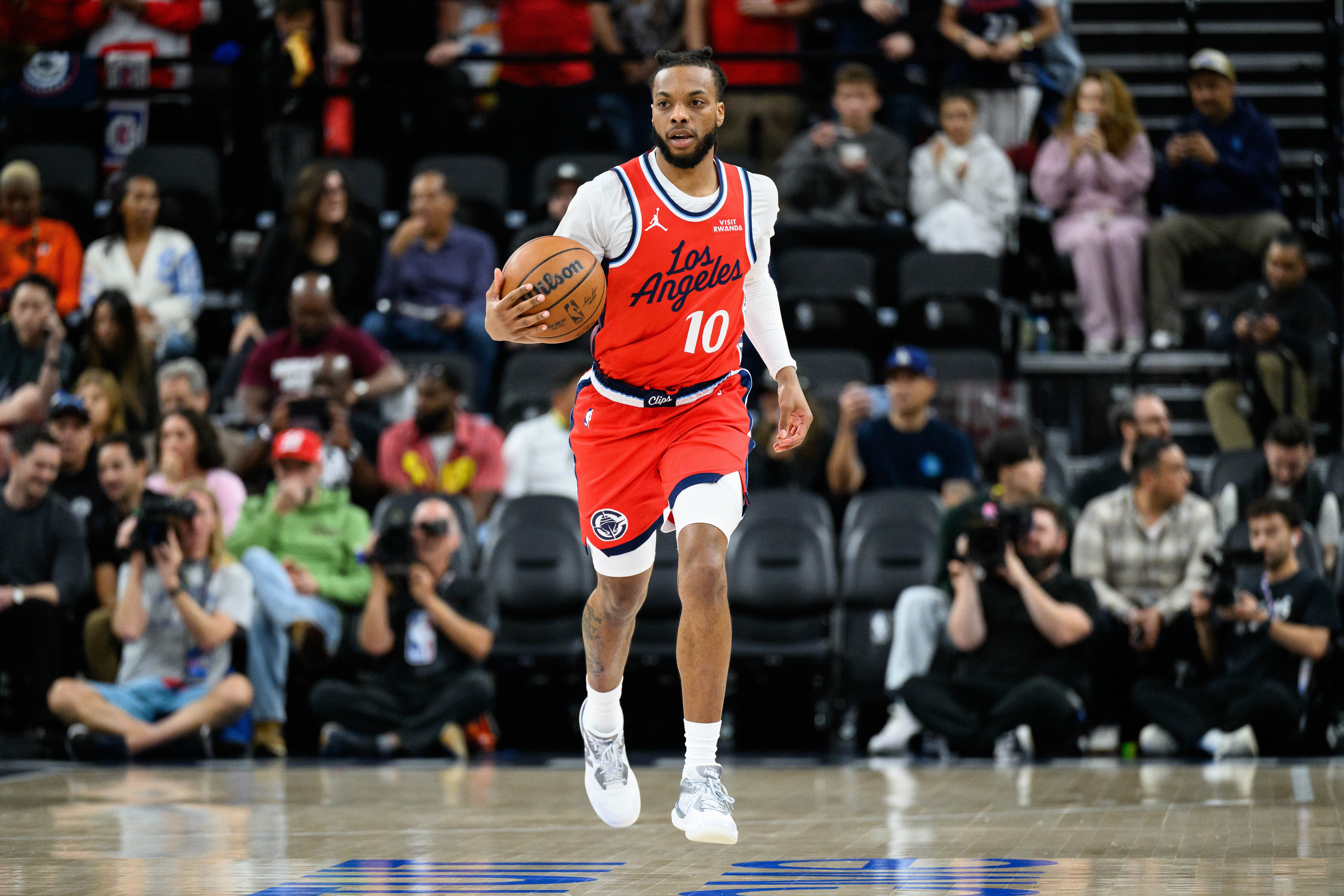 库里：加兰是难缠的对手在场上始终是威胁 很高兴看到他持续成长